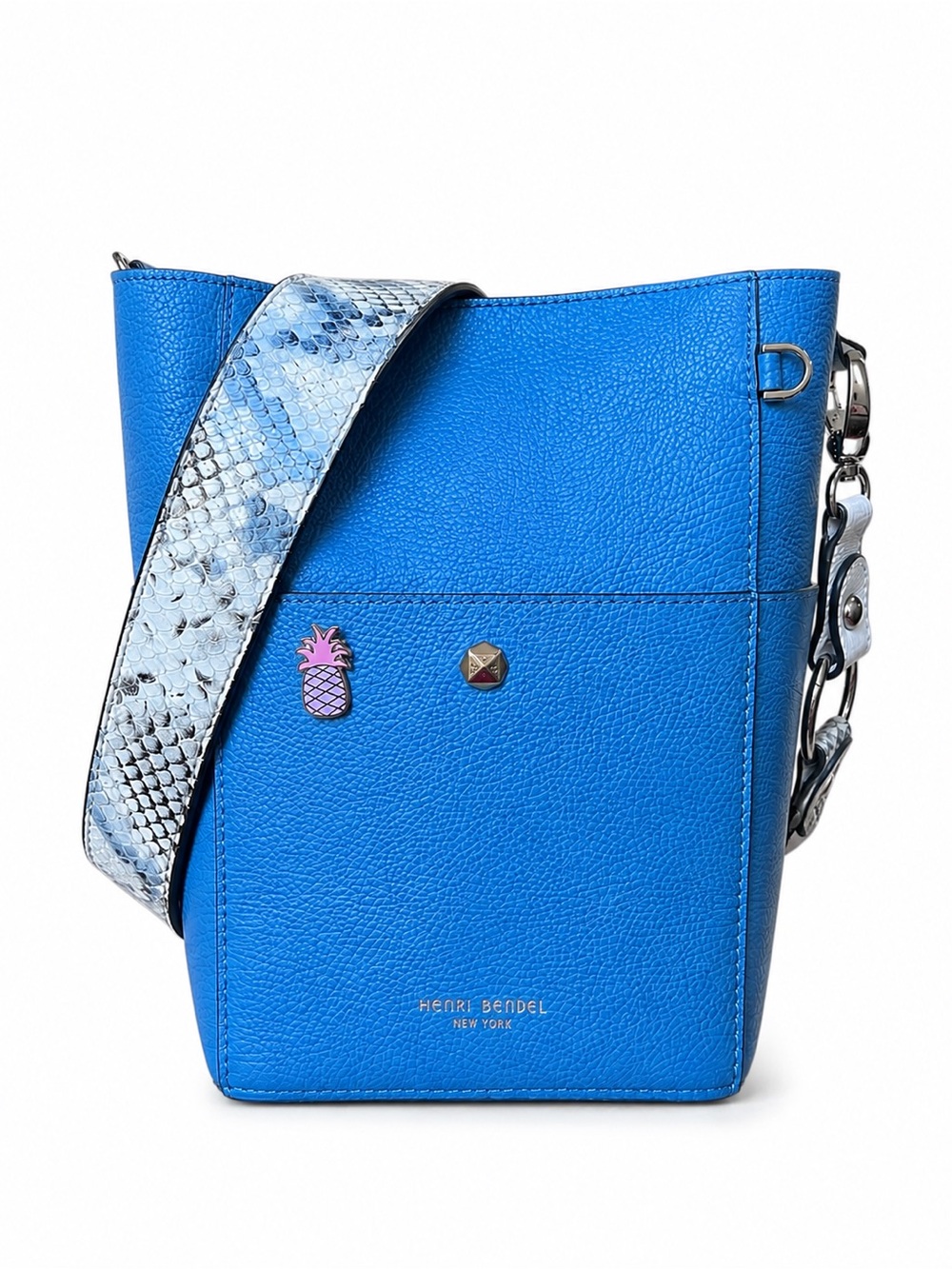 Henri Bendel Influencer Bucket Bag